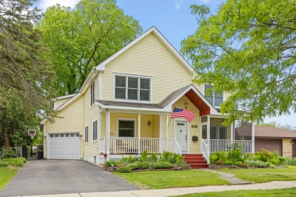 $775,000 | 339 8th Street, Downers Grove, IL 60515