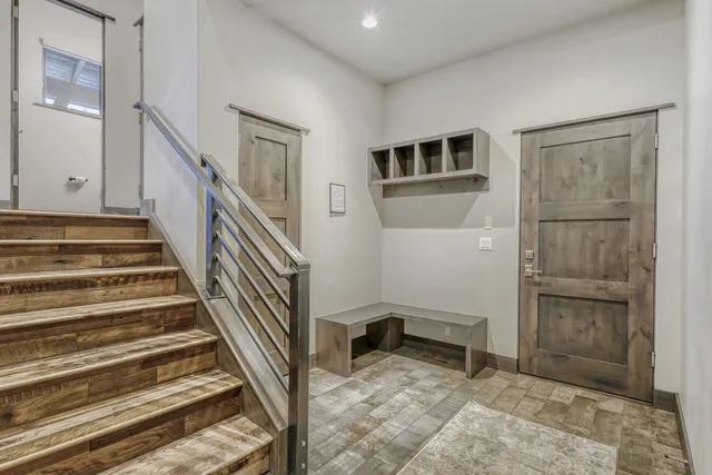 a view of entryway and hall