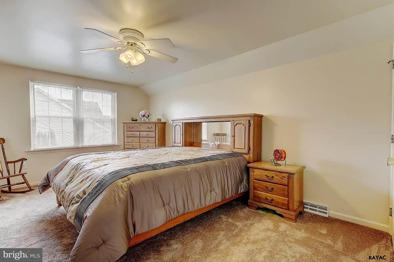 2755 Coldspring Road York, PA 17404 - Photo 14 of 27 Gallery Image 14