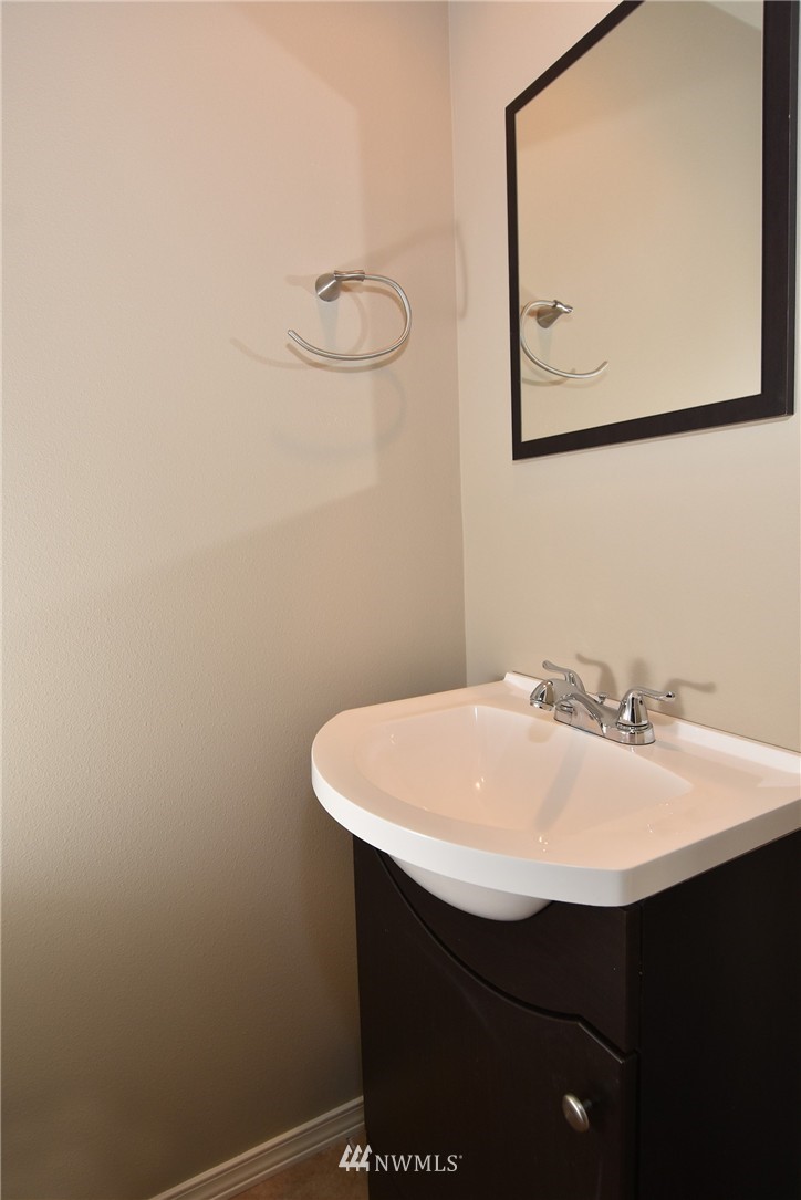 5411 South Roxbury Street Seattle, WA 98118 - Photo 11 of 21 Gallery Image 11