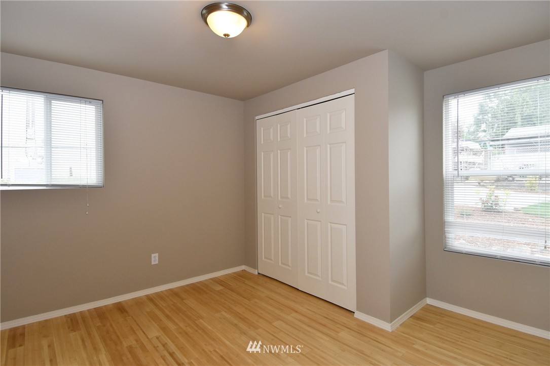 5411 South Roxbury Street Seattle, WA 98118 - Photo 13 of 21 Gallery Image 13