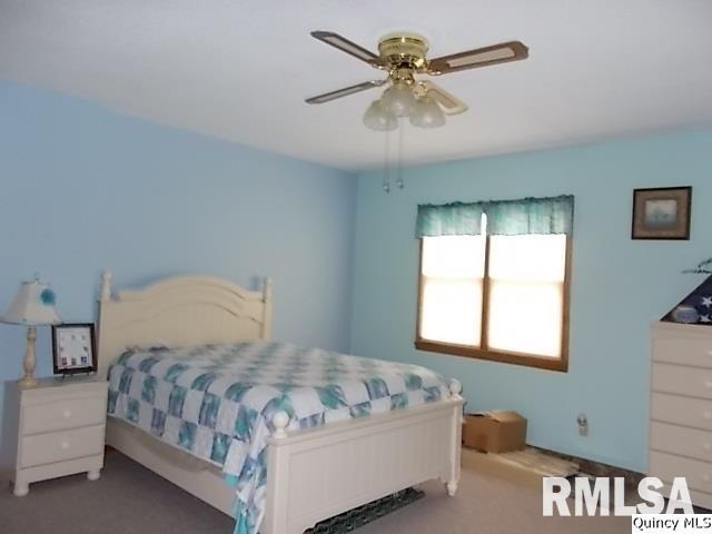 5492 Hugo Road Bettendorf, IA 52722 - Photo 11 of 24 Gallery Image 11