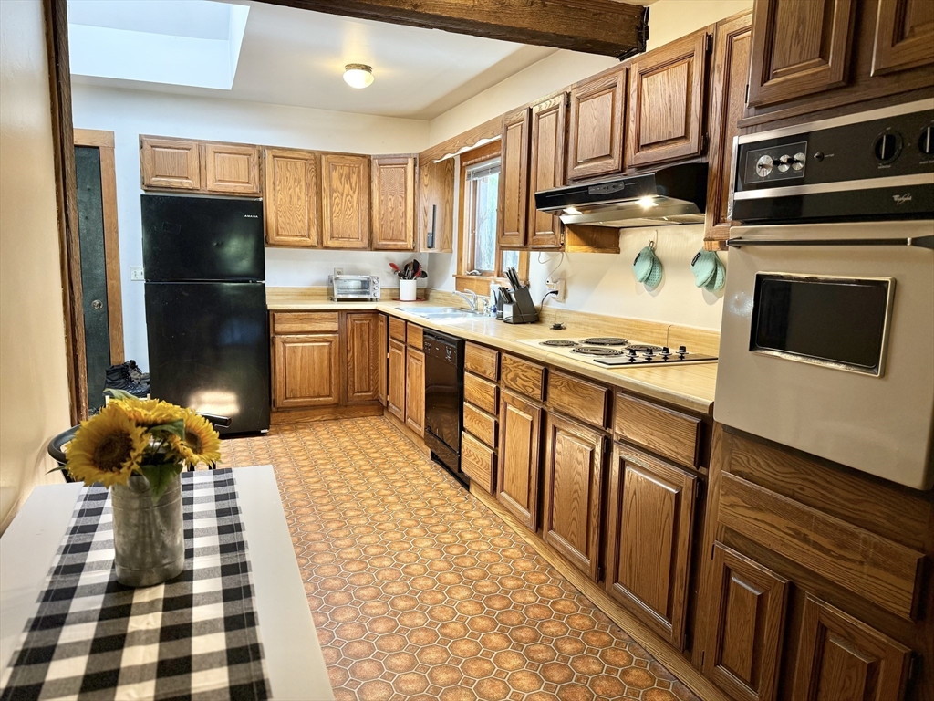208 Worthington Road Huntington, MA 01050 - Photo 5 of 32 Gallery Image 5