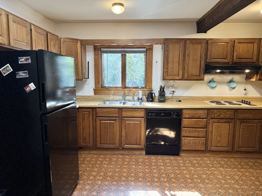 208 Worthington Road Huntington, MA 01050 - Photo 7 of 32 Gallery Image 7