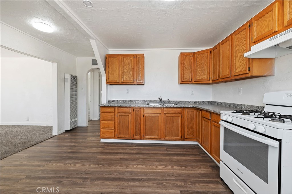 34942 Birch Road Barstow, CA 92311 - Photo 11 of 27