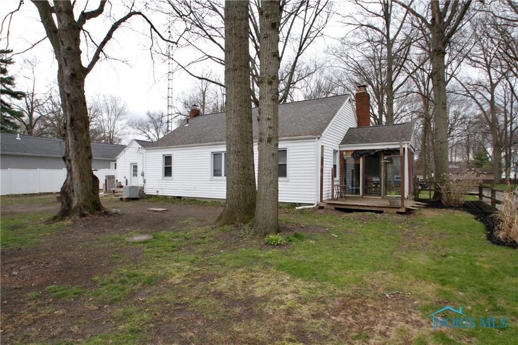 1141 Malcolm Road Toledo, OH 43615 - Photo 9 of 48 Gallery Image 9
