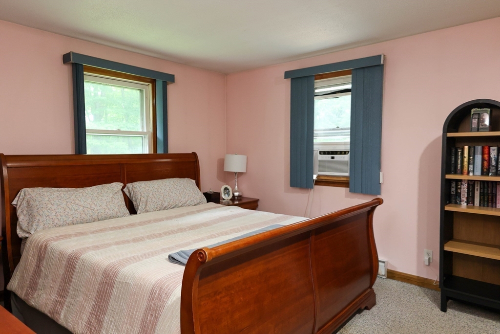 16 Debra Lane Barre, MA 01005 - Photo 19 of 38