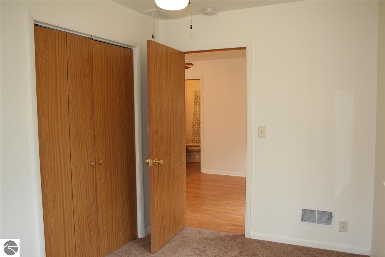 5540 Cook Road Benzonia, MI 49616 - Photo 25 of 37 1783149-24.JPG