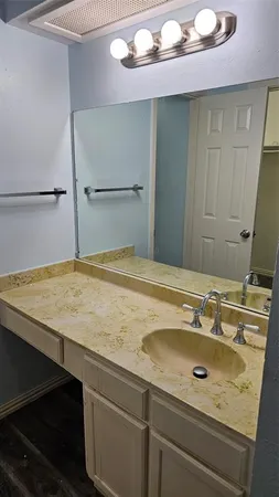 $1,500 | 5506 Willow Circle, Fort Worth, TX 76112