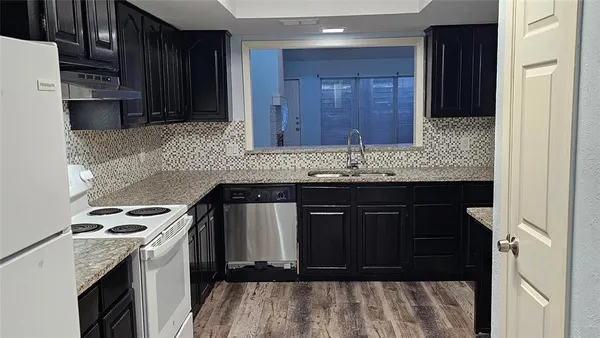 $1,500 | 5506 Willow Circle, Fort Worth, TX 76112