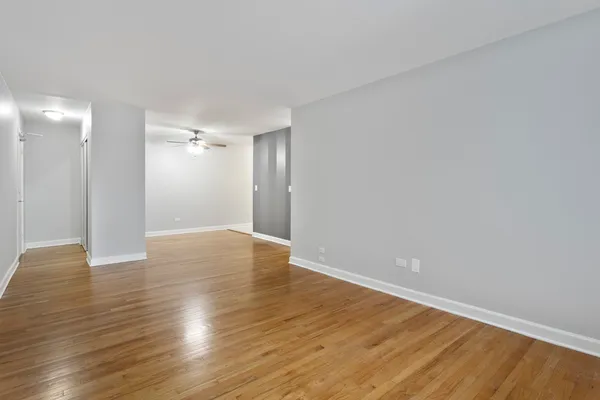 $1,638 | 6758 North Sheridan Road, Unit 544, Chicago, IL 60626