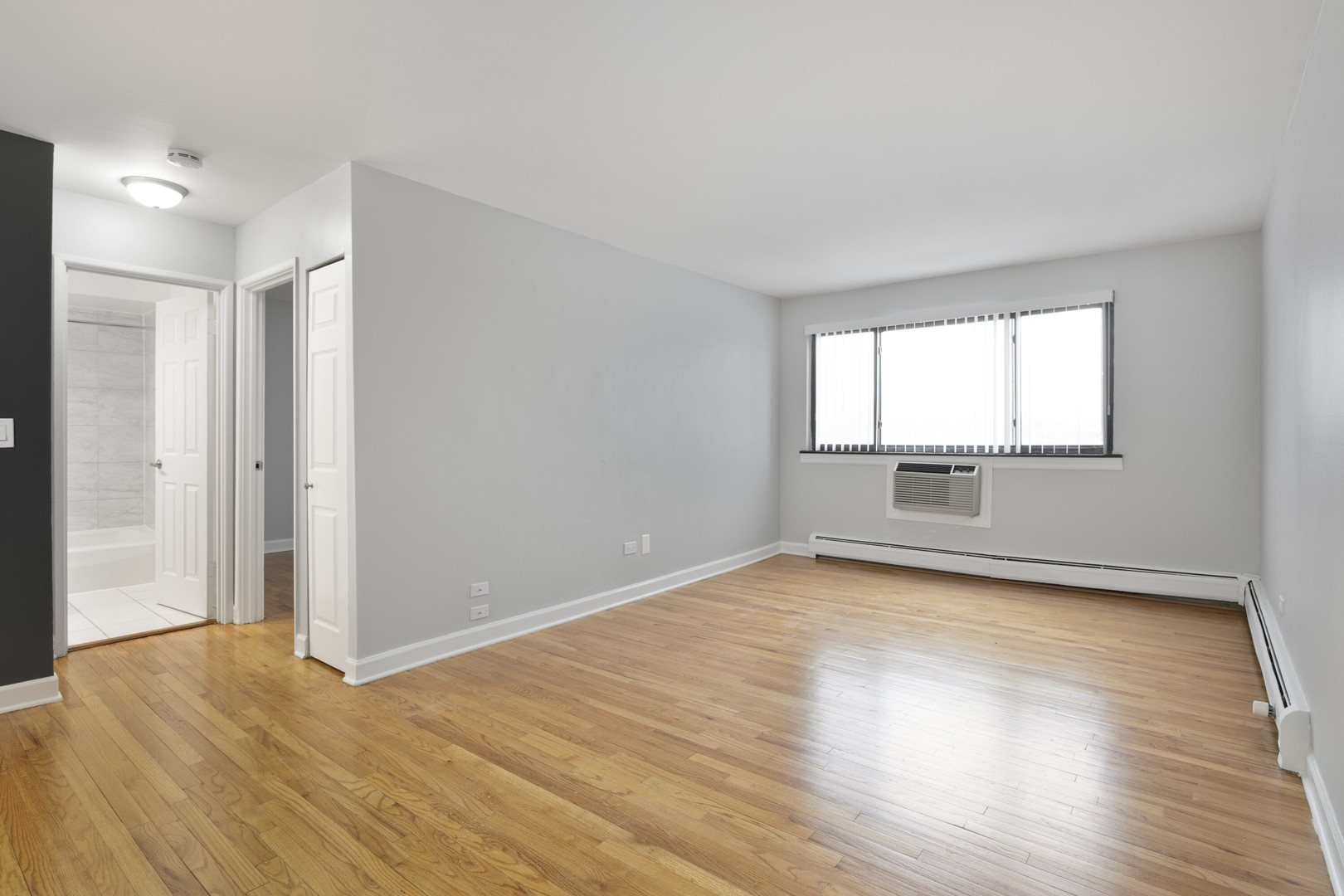 6758 North Sheridan Road, Unit 544 Chicago, IL 60626 - Photo 4 of 15