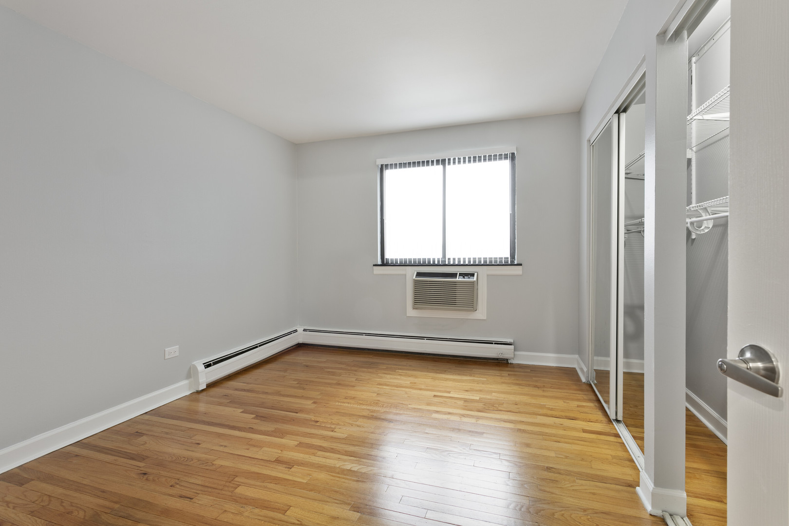 6758 North Sheridan Road, Unit 544 Chicago, IL 60626 - Photo 8 of 15