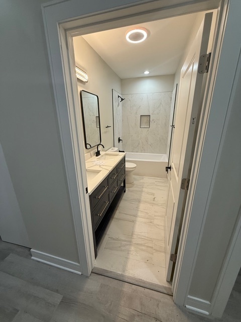 2933 West Lexington Street, Unit 1 Chicago, IL 60612 - Photo 3 of 9