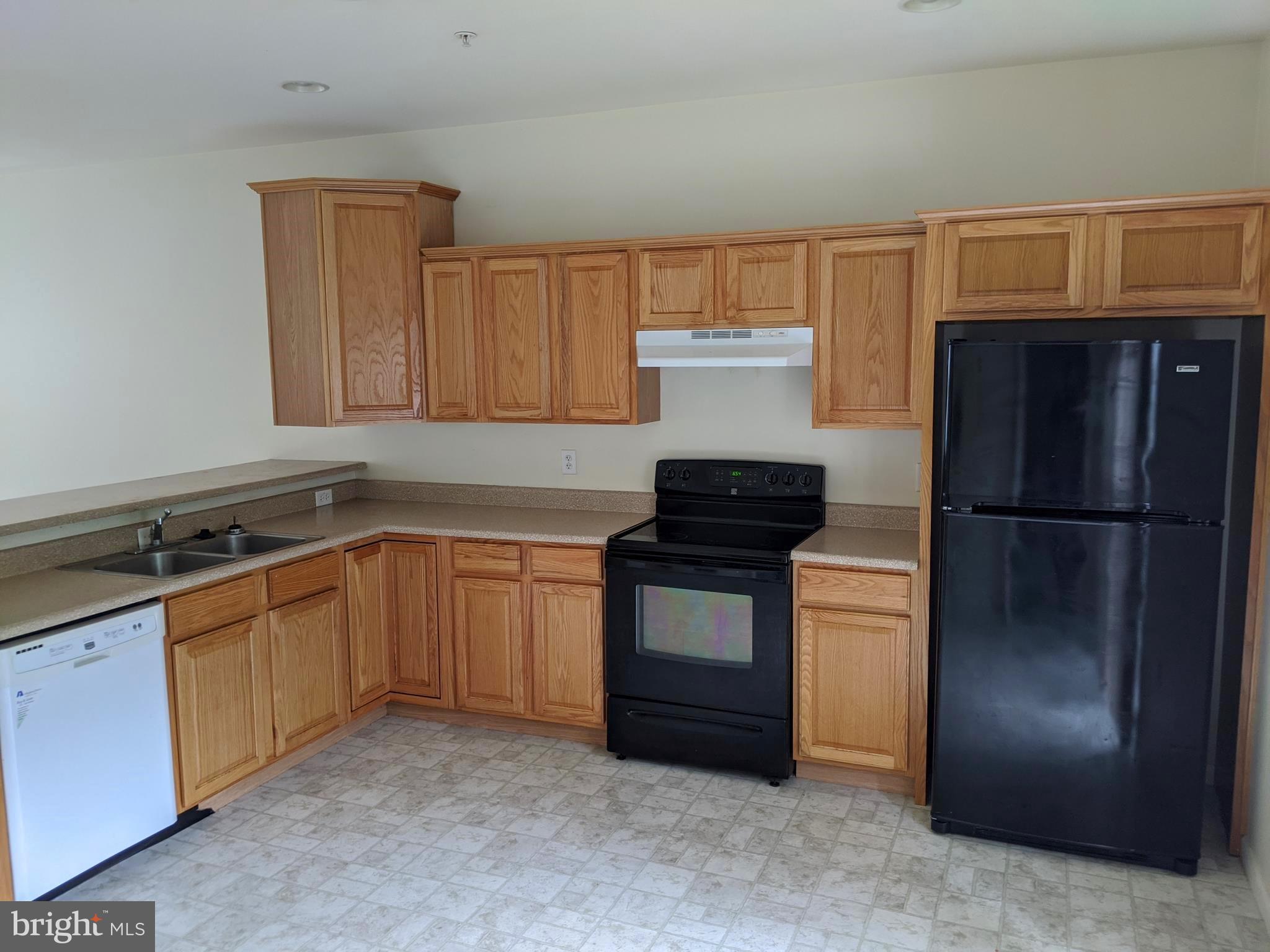 219 Decatur Street Cumberland, MD 21502 - Photo 3 of 8 Kitchen