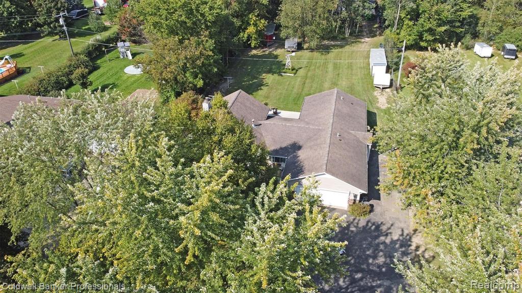 3576 Hunt Road Lapeer, MI 48446 - Photo 37 of 39