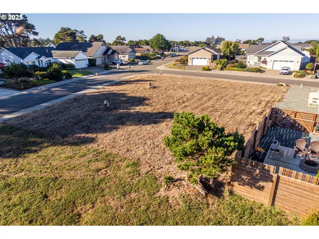 a view of a lake with outdoor space