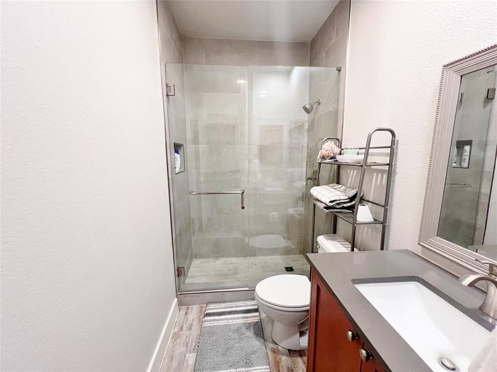 4830 Cedar Springs Road, Unit 13 Dallas, TX 75219 - Photo 17 of 21