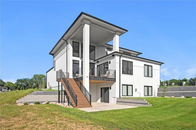 $799,000 | 2707 Northwest 84th Terrace, Kansas City, MO 64154