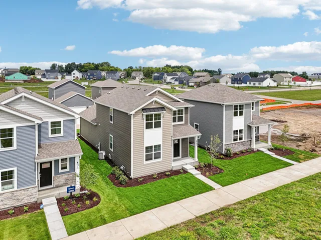 $399,990 | 519 Trysil Alley North, Stoughton, WI 53589