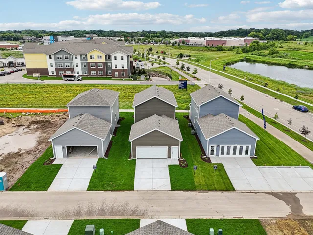 $399,990 | 519 Trysil Alley North, Stoughton, WI 53589