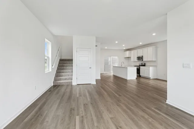 $399,990 | 519 Trysil Alley North, Stoughton, WI 53589