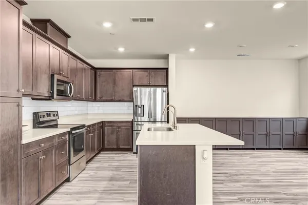 $775,000 | 1357 Palo Verde Way, Vista, CA 92083