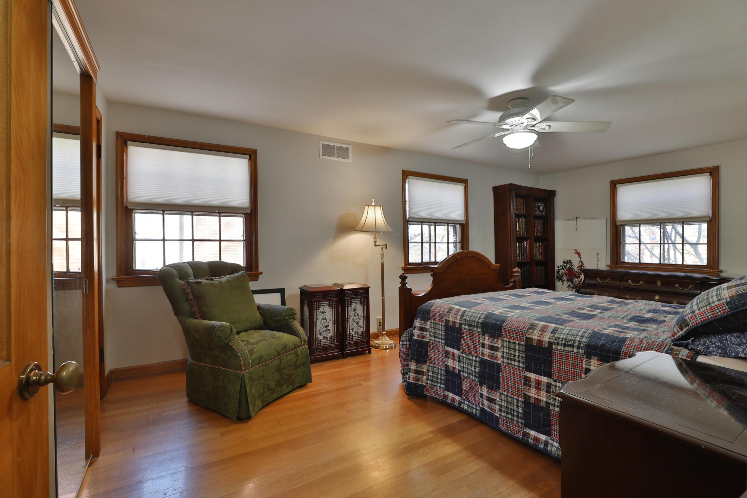 207 West Cooke Road Columbus, OH 43214 - Photo 16 of 33 207-W-Cooke-16