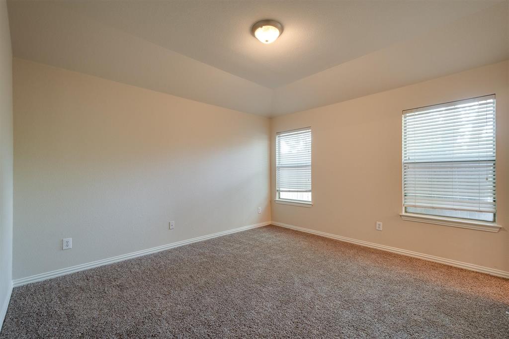 121 Cliff Height Circle Dallas, TX 75241 - Photo 19 of 25
