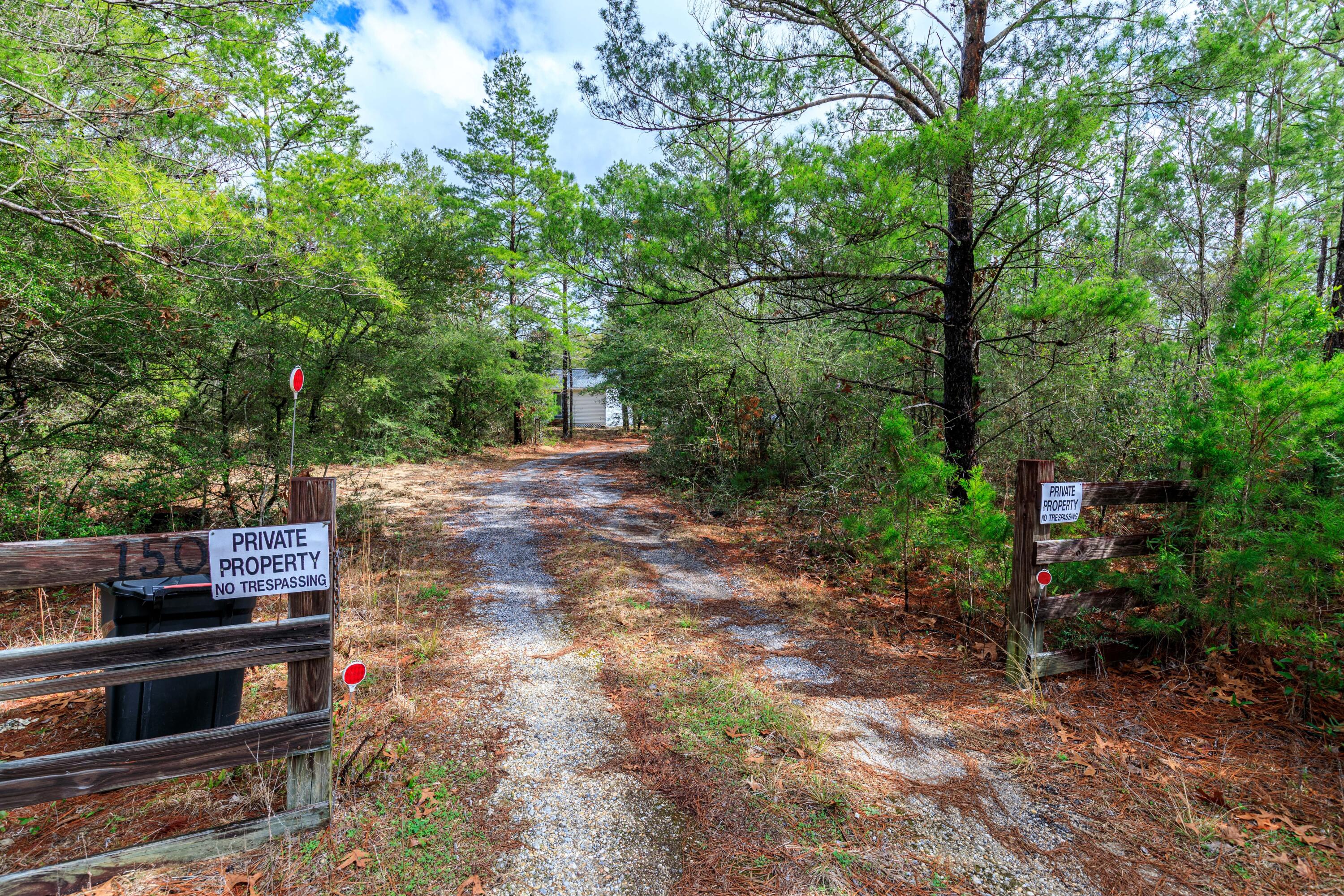 1504 Hinote Road DeFuniak Springs, FL 32433 - Photo 8 of 21 a backyard view