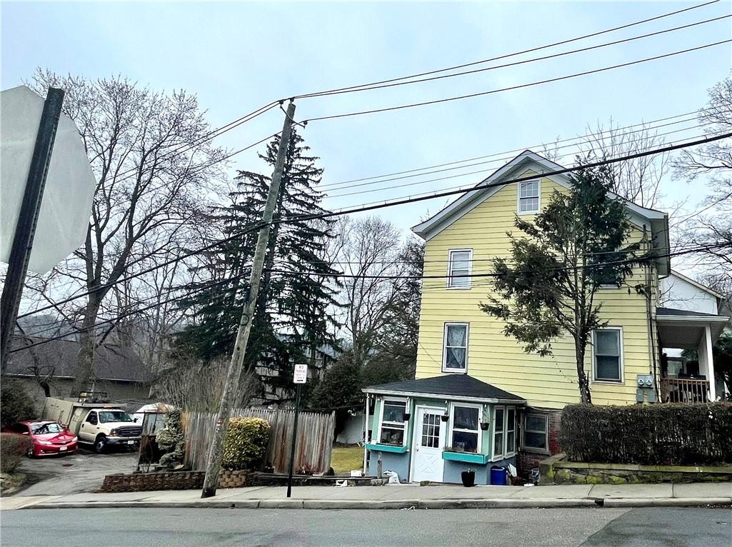 1702 Crompond Road Peekskill, NY 10566 - Photo 1 of 1 Gallery Image 1