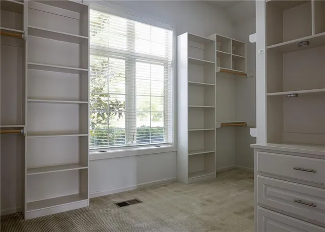 $1,275,000 | 9519 West 151st Terrace, Overland Park, KS 66221