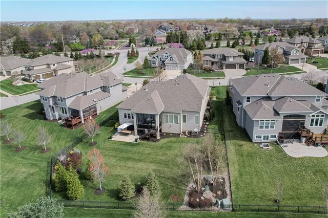 $1,275,000 | 9519 West 151st Terrace, Overland Park, KS 66221