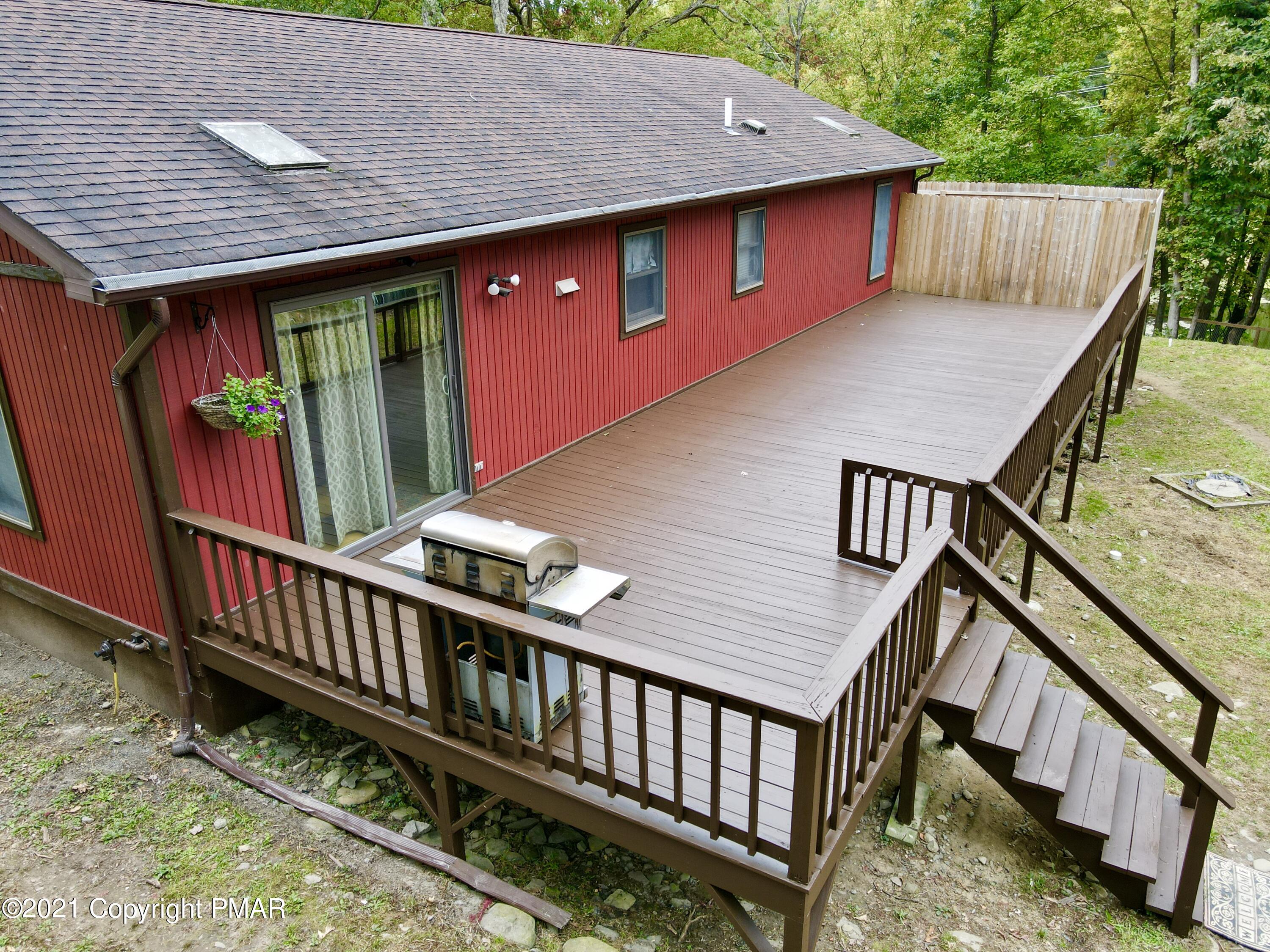 4131 Maple Drive Bushkill, PA 18324 - Photo 13 of 62 6E2C4E4F-E689-4332-B905-90B19791E9B7
