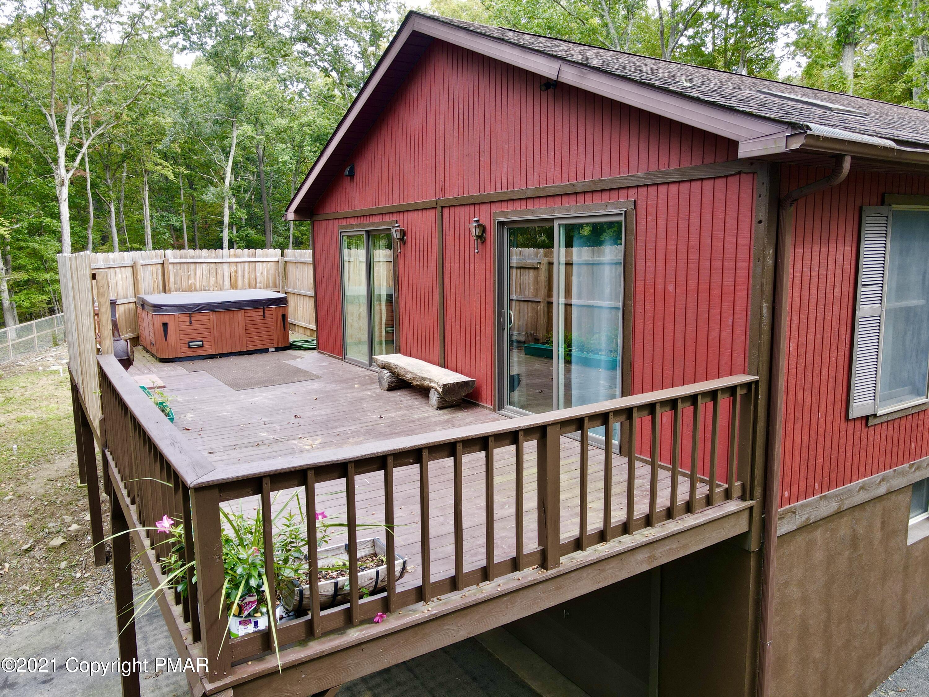4131 Maple Drive Bushkill, PA 18324 - Photo 14 of 62 585B454B-CA4F-486B-B1C4-86F0ECC624FA