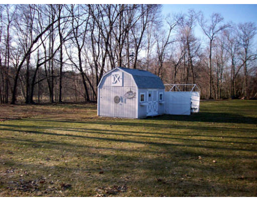 7 Dewolf Road Montague, MA 01351 - Photo 3 of 9