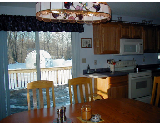 7 Dewolf Road Montague, MA 01351 - Photo 5 of 9