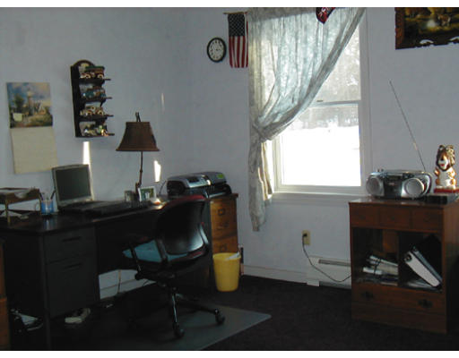 7 Dewolf Road Montague, MA 01351 - Photo 7 of 9