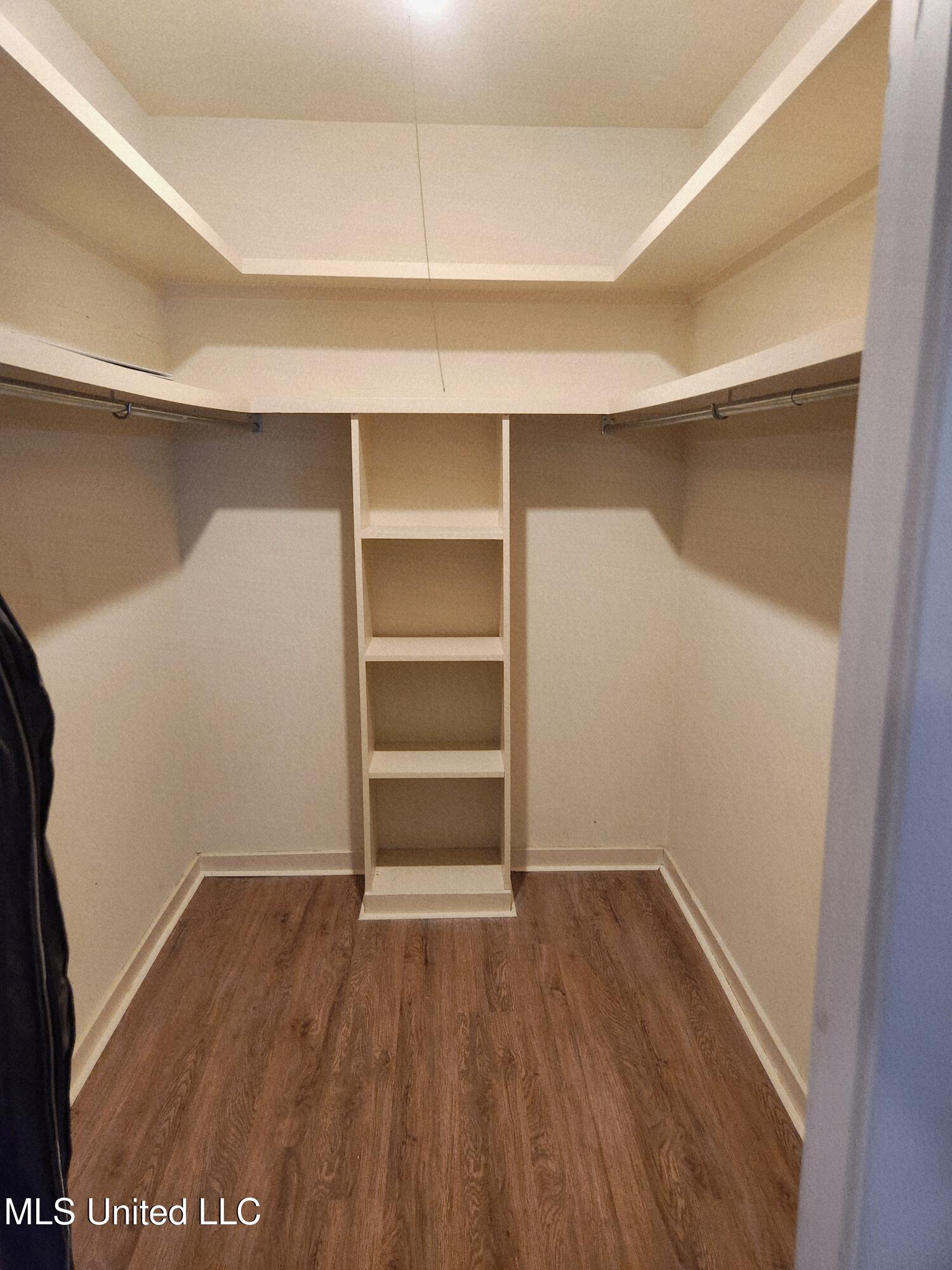 5025 Wayneland Drive, Unit M1 Jackson, MS 39211 - Photo 11 of 23 20251022_161937