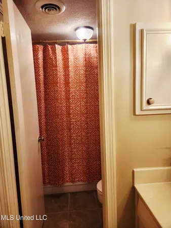 $119,900 | 5025 Wayneland Drive, Unit M1, Jackson, MS 39211