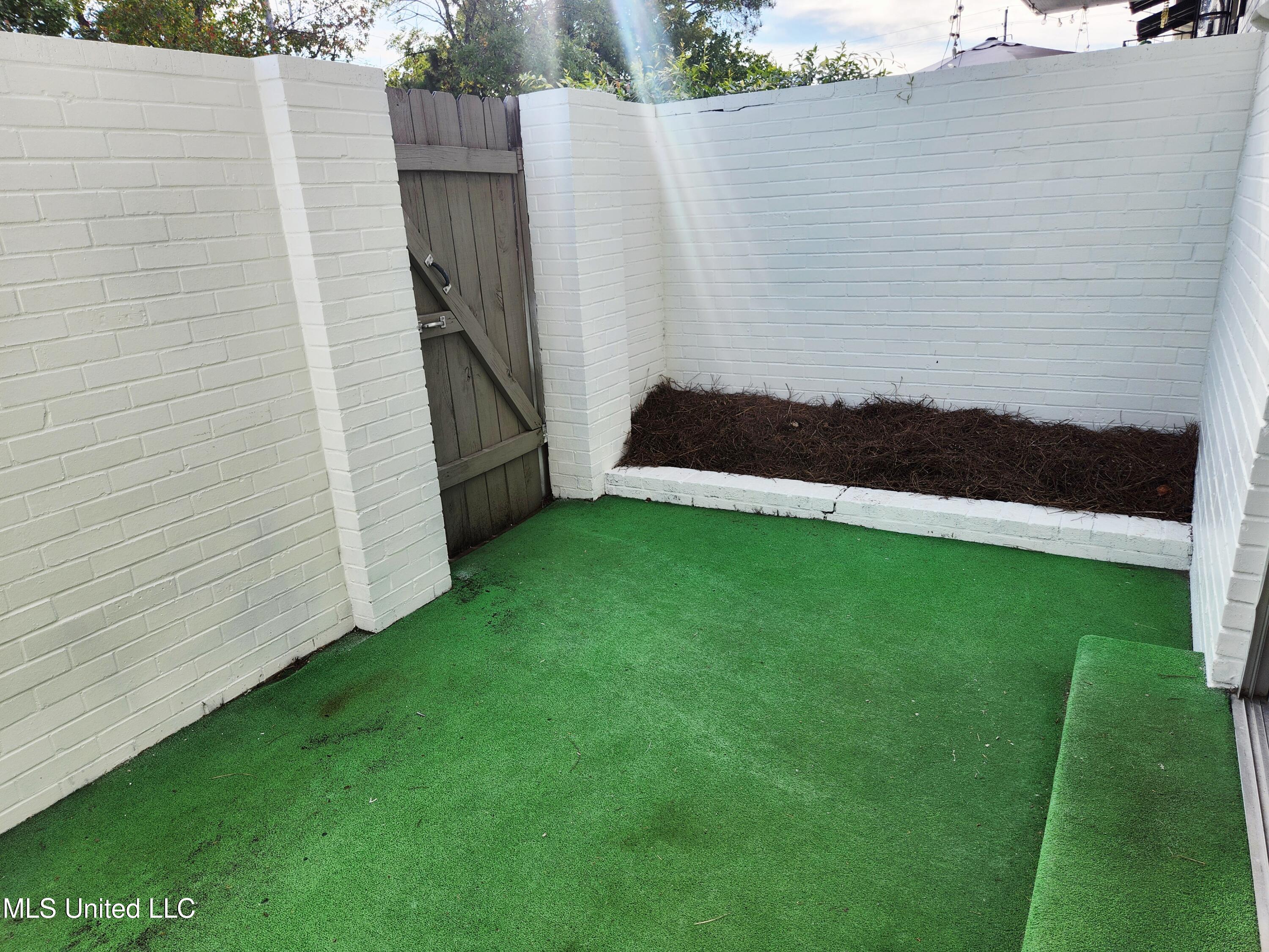 5025 Wayneland Drive, Unit M1 Jackson, MS 39211 - Photo 22 of 23 20251024_160722