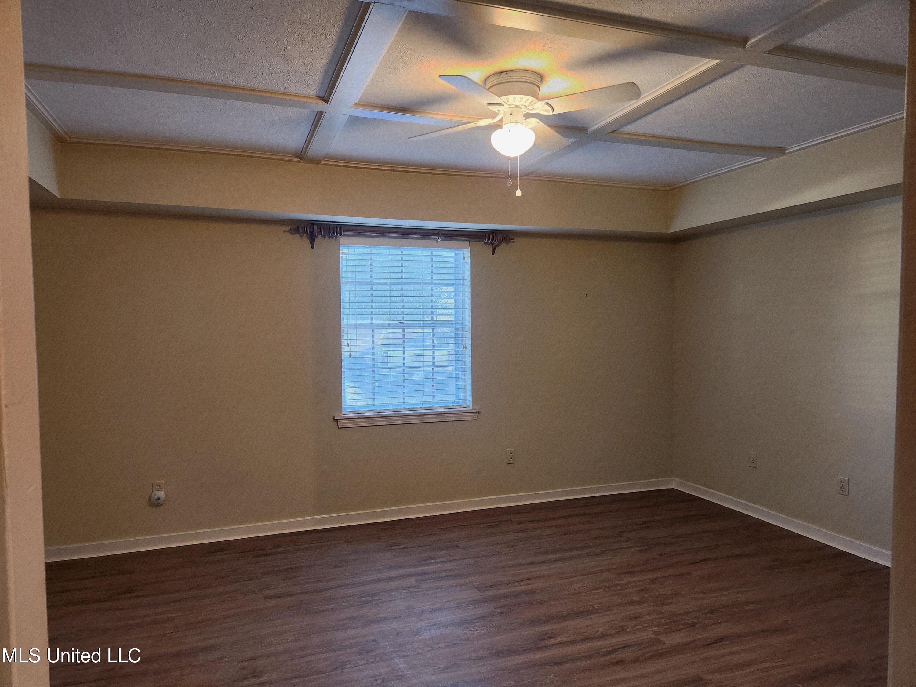 5025 Wayneland Drive, Unit M1 Jackson, MS 39211 - Photo 9 of 23 20251022_171644