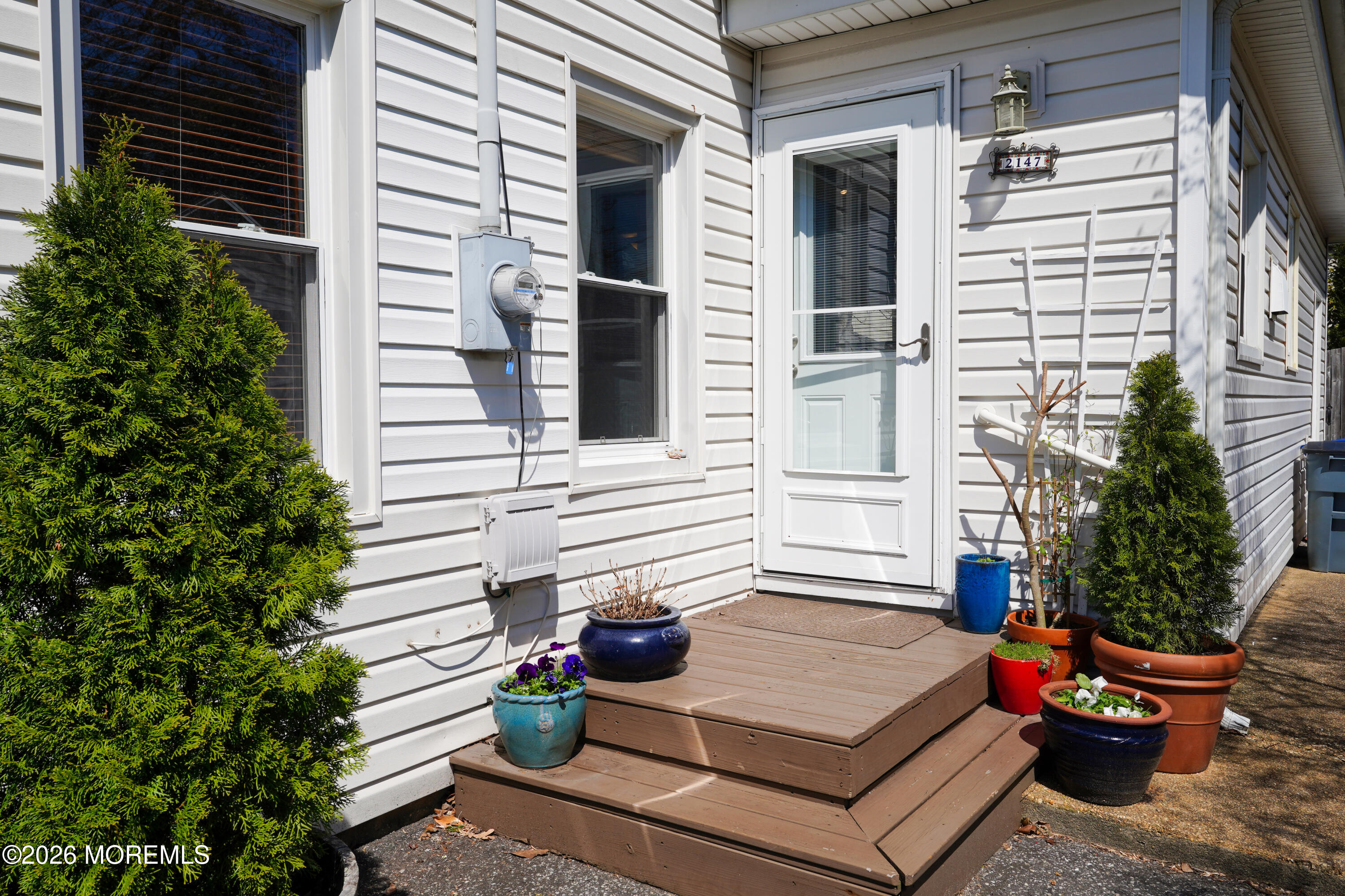 2147 Beach Boulevard Point Pleasant, NJ 08742 - Photo 6 of 43 Side Entrance