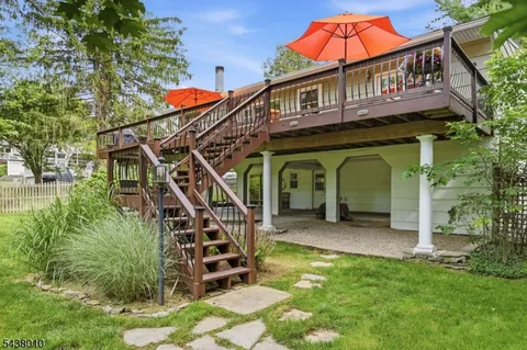 $829,000 | 38 West Main Street, Mendham, NJ 07945