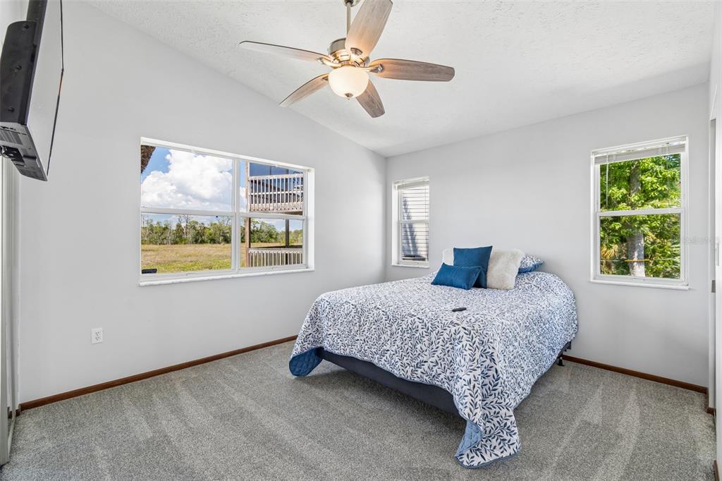 5247 Tropical Point Weeki Wachee, FL 34607 - Photo 40 of 95