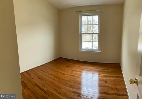 $2,500 | 19 Spring Glen Court, Cockeysville, MD 21030