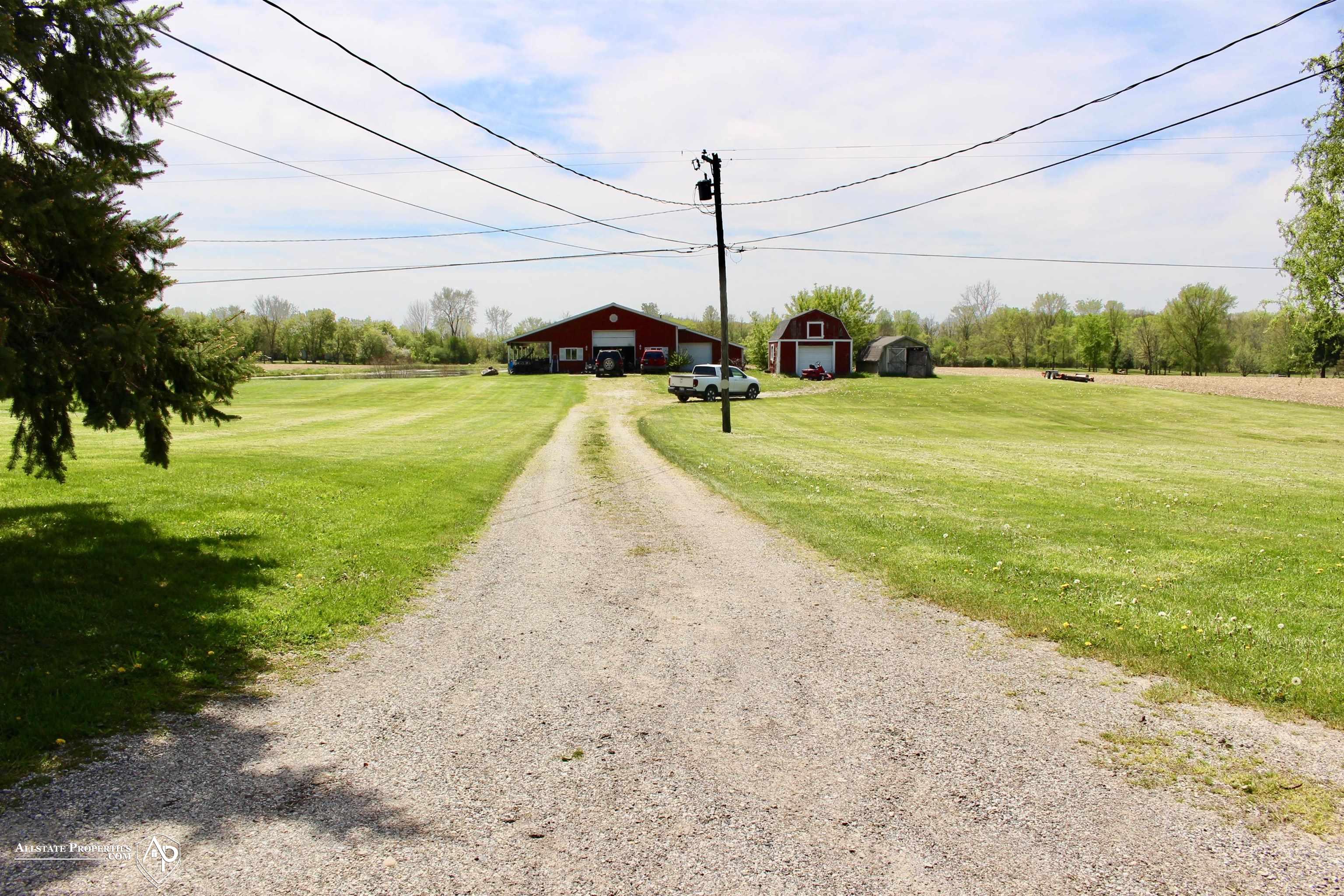 11478 East Carpenter Road Davison, MI 48423 - Photo 12 of 55 50174840-af7ed575-aa49-4256-aa8d-fbc358136fe5.JPG