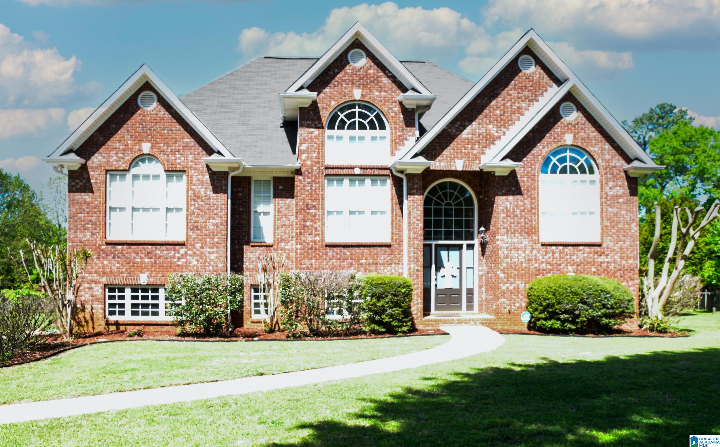 136 Sunset Trail Alabaster, AL 35007 - Photo 1 of 42
