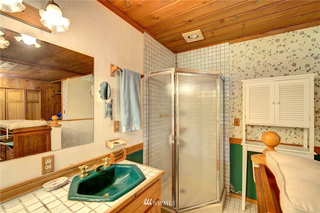 18617 Southeast 164th Street Renton, WA 98058 - Photo 17 of 24 Gallery Image 17