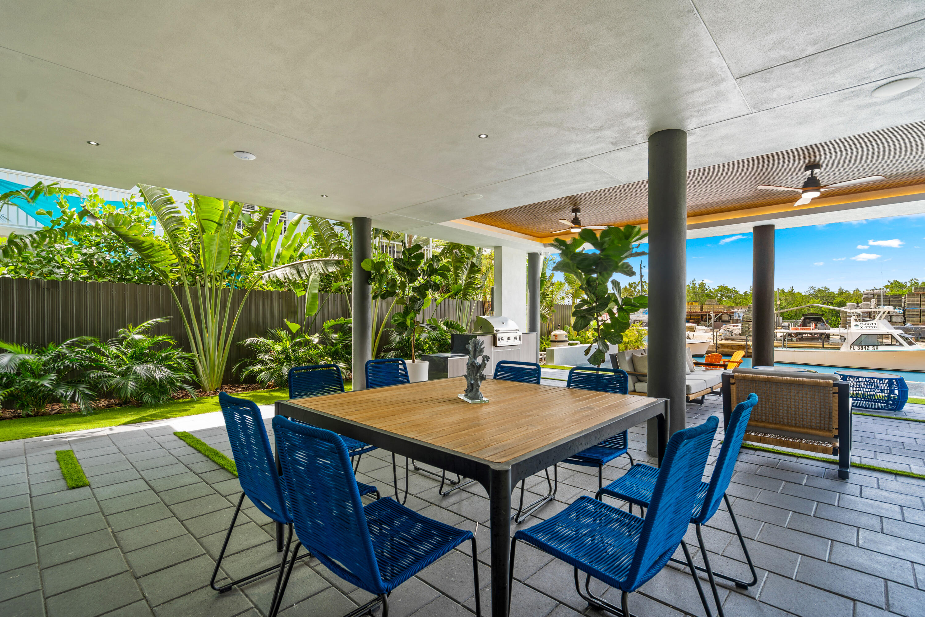 16 South Exuma Road Key Largo, FL 33037 - Photo 10 of 16 2026_06_18 16 S EXUMA BHGRE-84